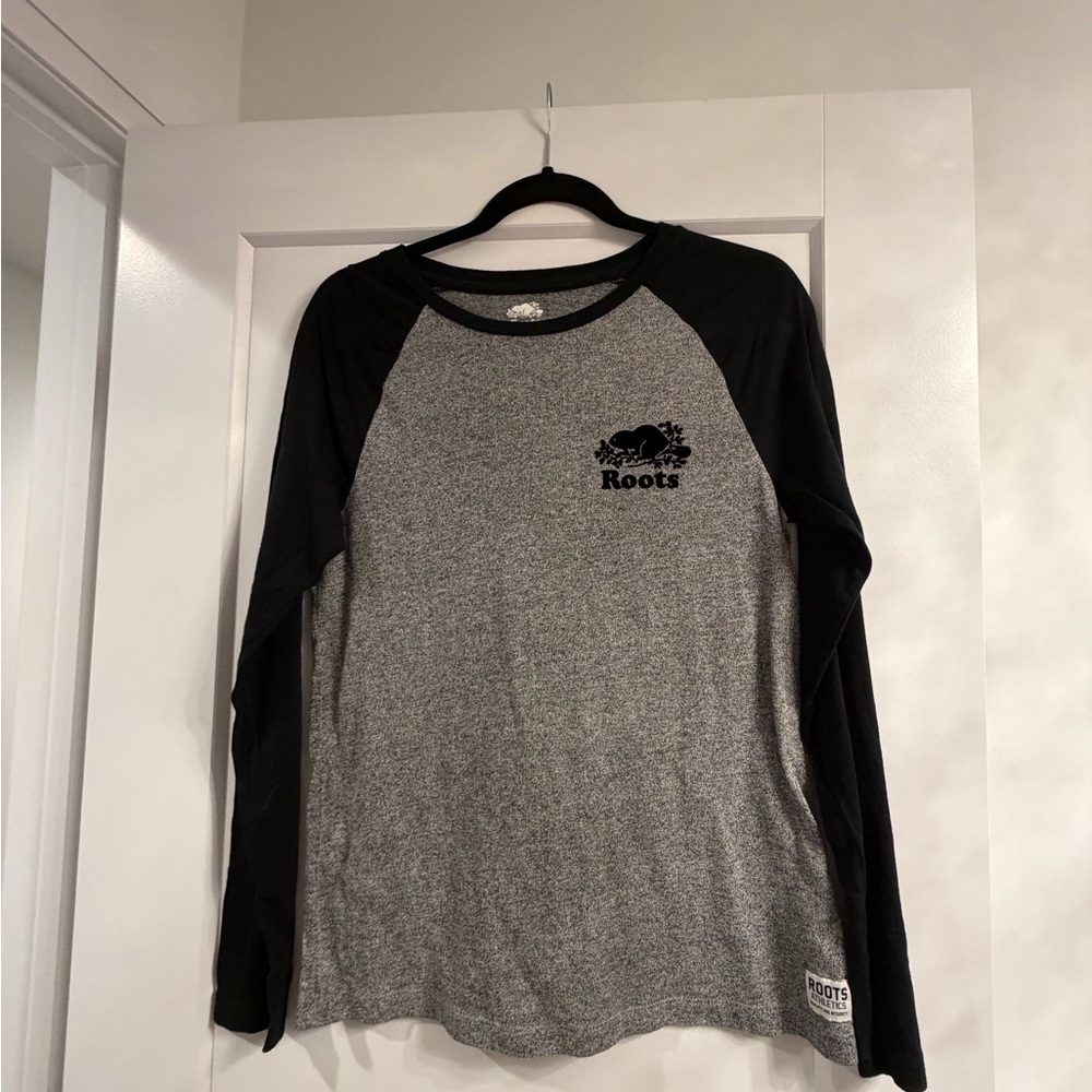 Roots Heathered Black and Gray Crewneck